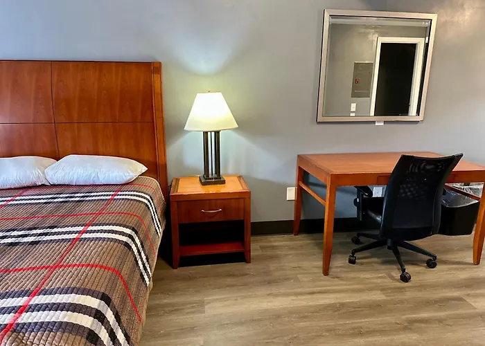 Sunwestern Suites